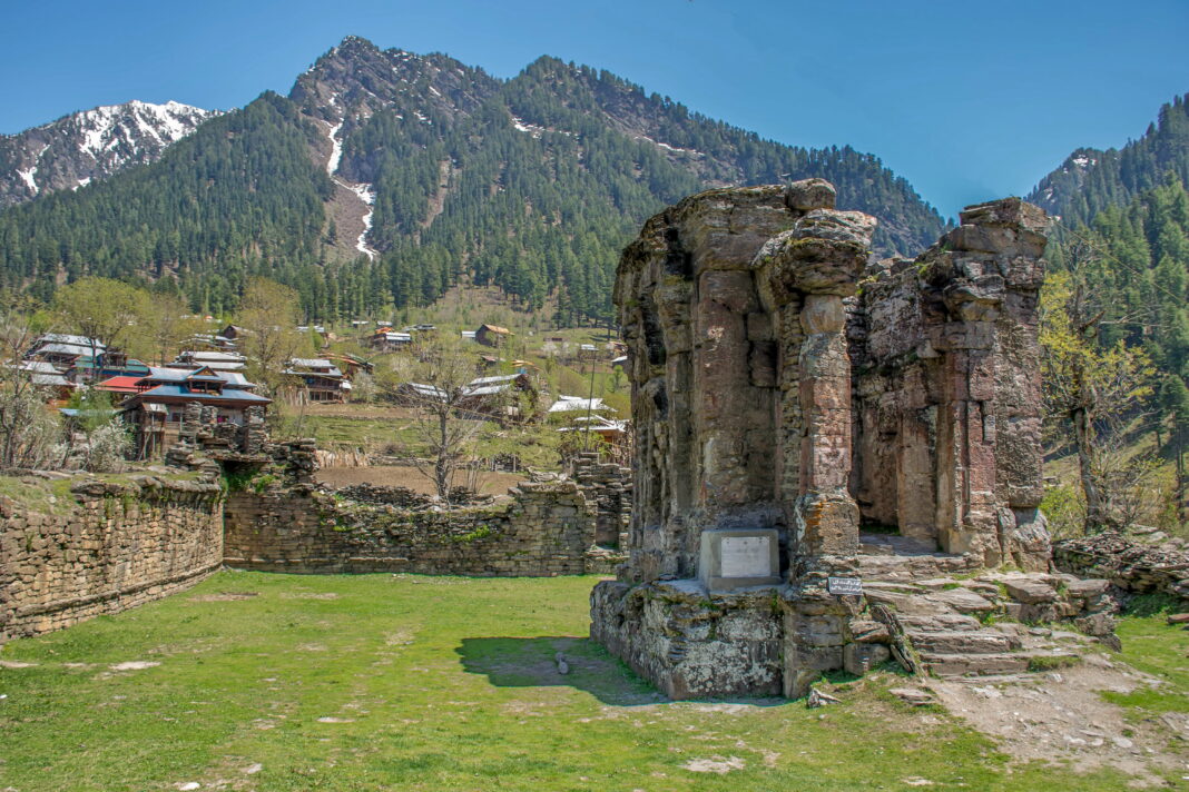 Sharda_Fort,_Azad_Jammu_&_Kashmir